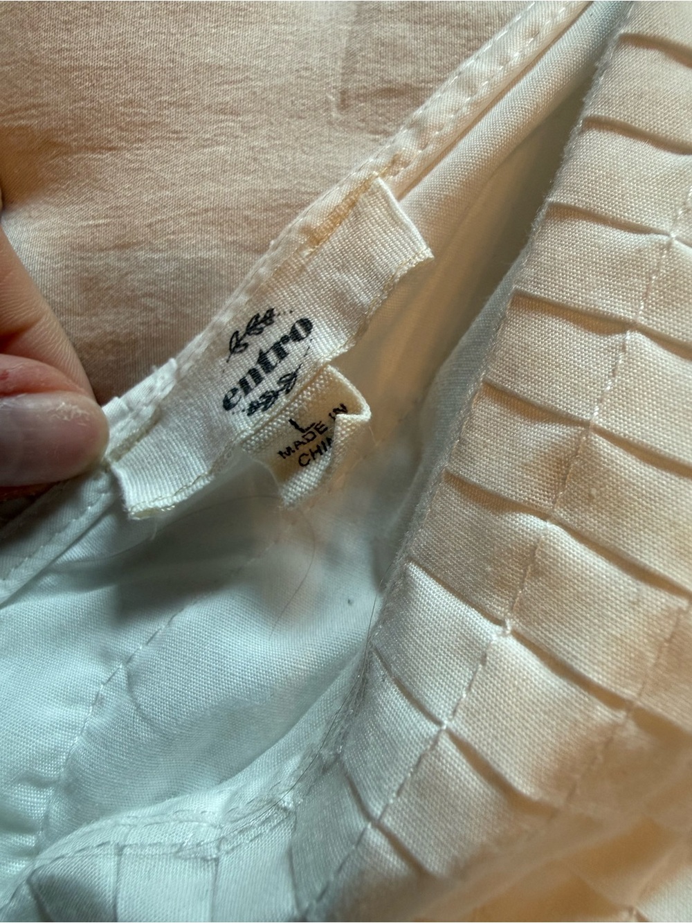 entro White Pleated Ruffle V-Neck Blouse - Picture 2 of 2